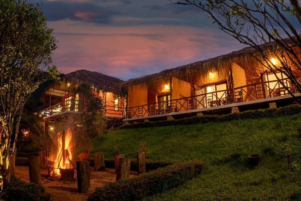 Deshadan Eco Valley Resort - An Eco Friendly Mud House Kanthalloor