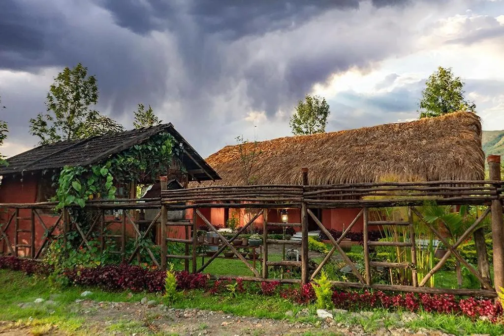 Deshadan Eco Valley Resort - An Eco Friendly Mud House Kanthalloor