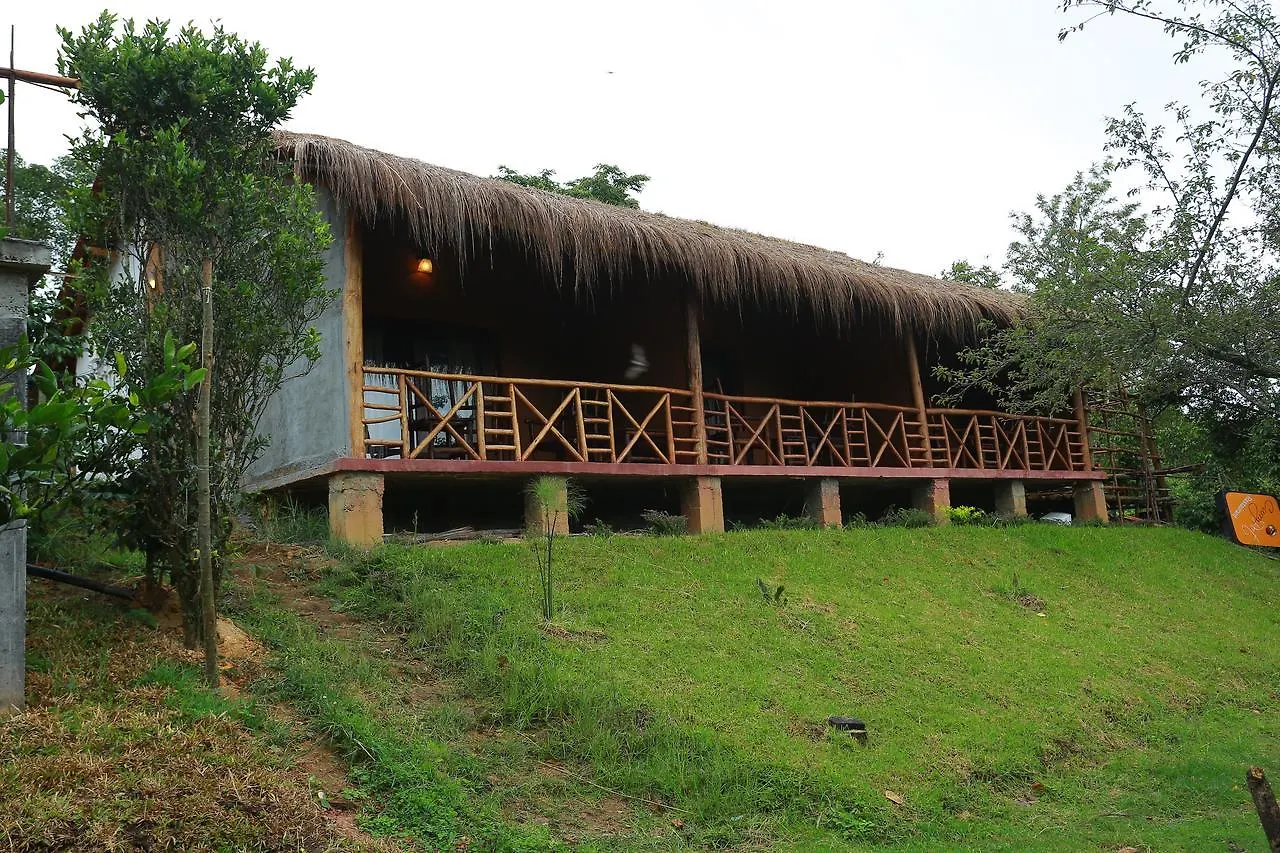 Deshadan Eco Valley Resort - An Eco Friendly Mud House Kanthalloor