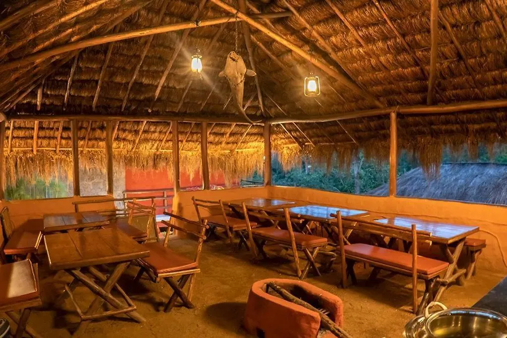 Deshadan Eco Valley Resort - An Eco Friendly Mud House Kanthalloor 2*,