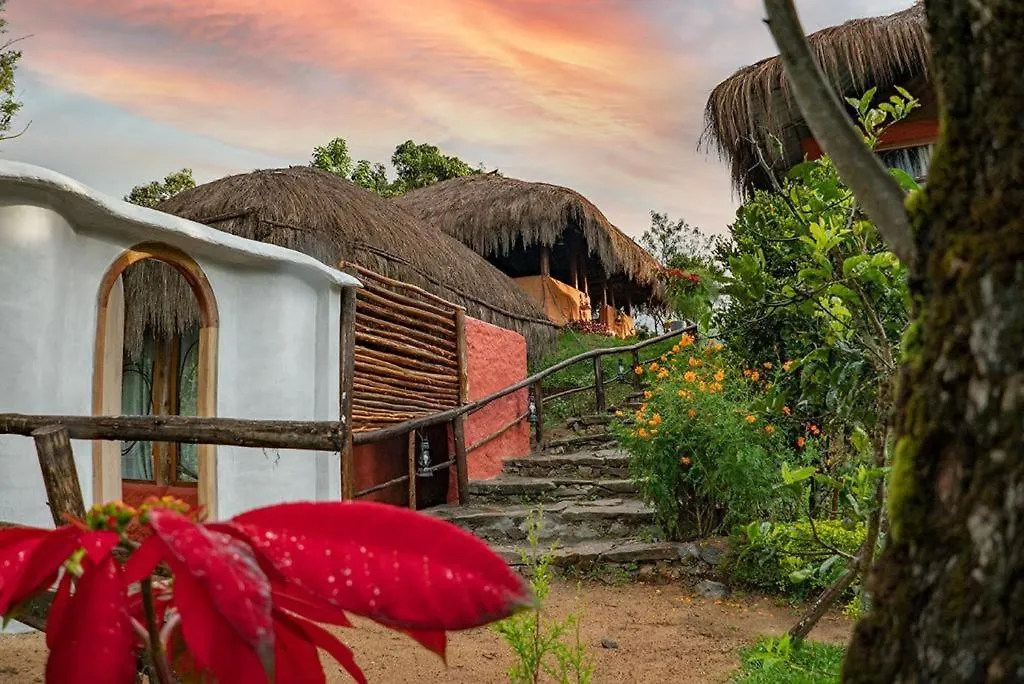 Deshadan Eco Valley Resort - An Eco Friendly Mud House Kanthalloor