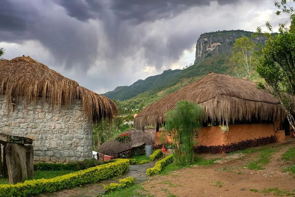 Deshadan Eco Valley Resort - An Eco Friendly Mud House Kanthalloor