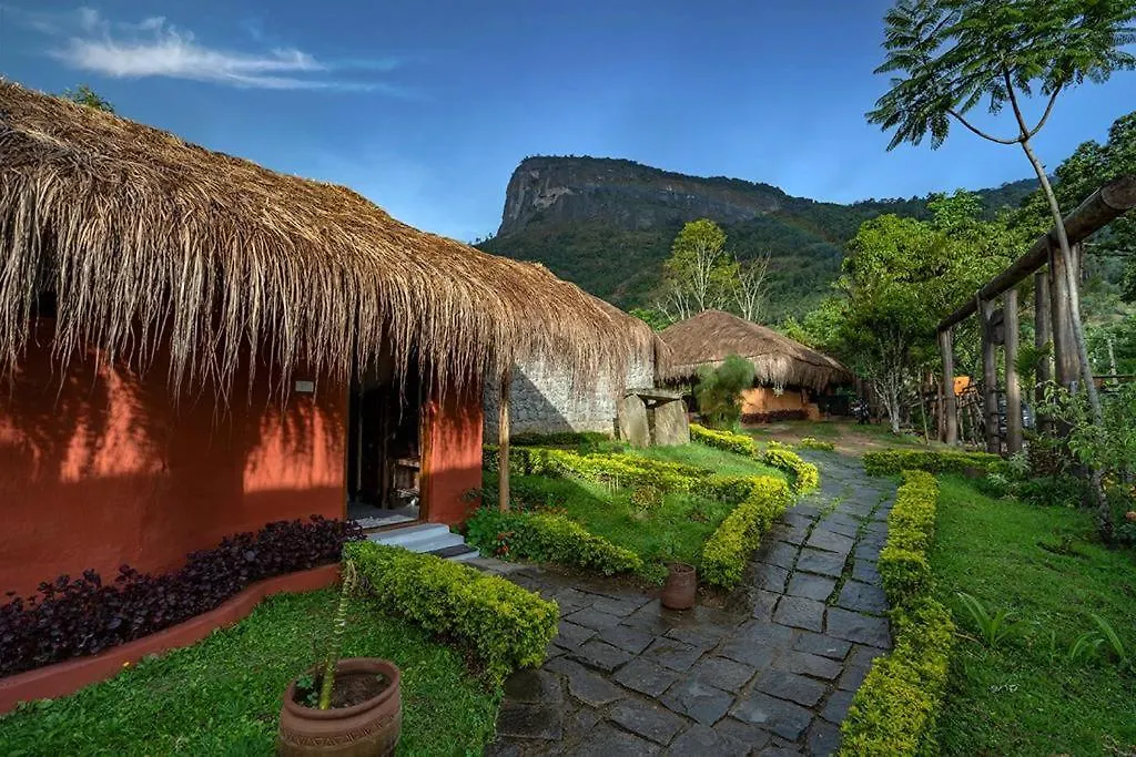 Deshadan Eco Valley Resort - An Eco Friendly Mud House Kanthalloor