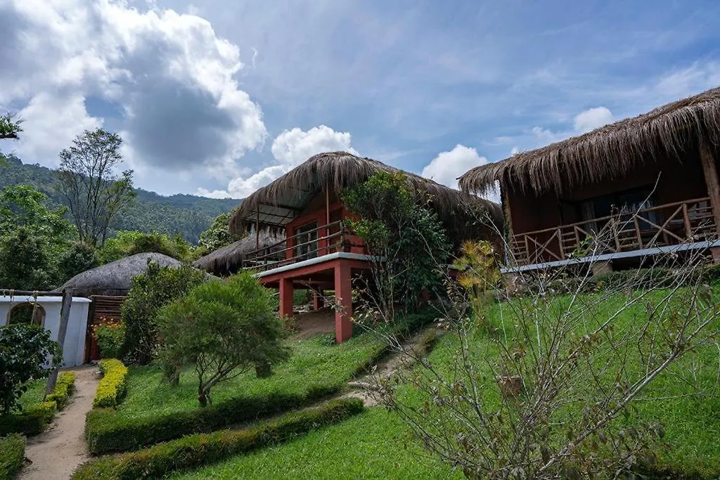 Deshadan Eco Valley Resort - An Eco Friendly Mud House Kanthalloor India