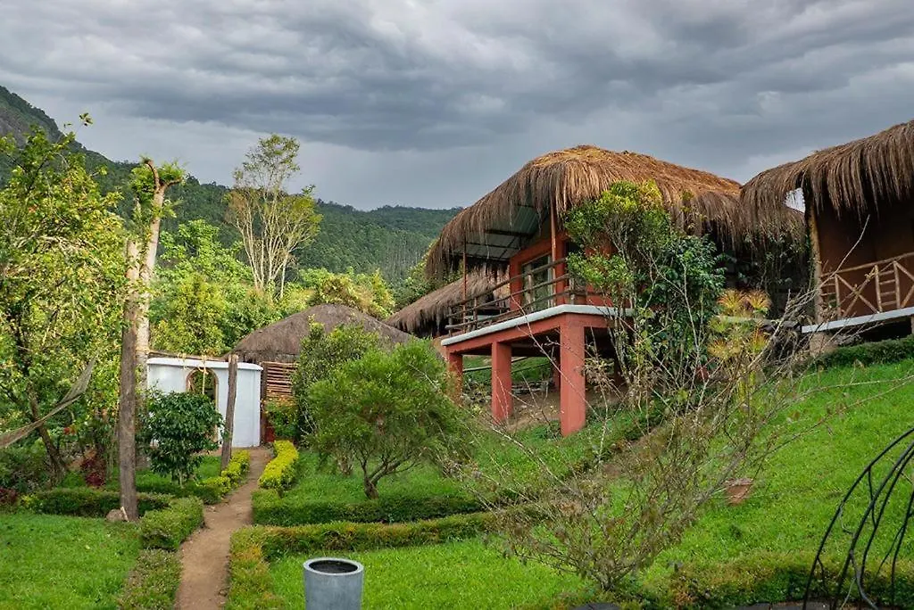 Deshadan Eco Valley Resort - An Eco Friendly Mud House Kanthalloor